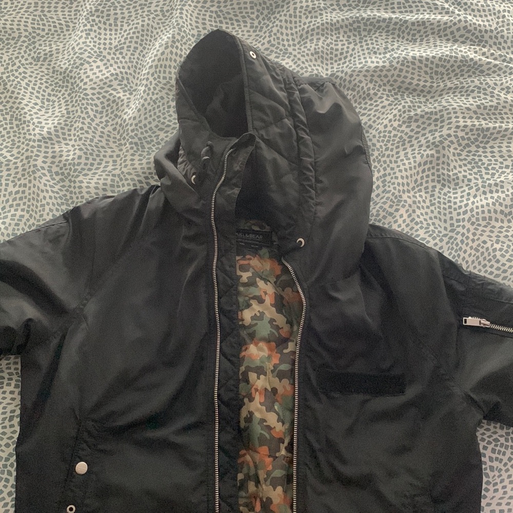 Pull and bear light jacket with hood, all black with inside camo